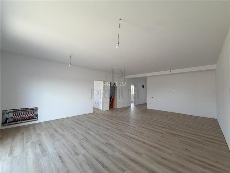 Comision 0 - Duplex pe plan - living mare - 2 bai - 5