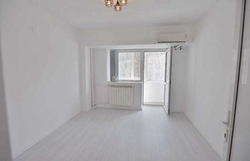 Vânzare apartament de 2 camere Bulevardul Decebal - 2