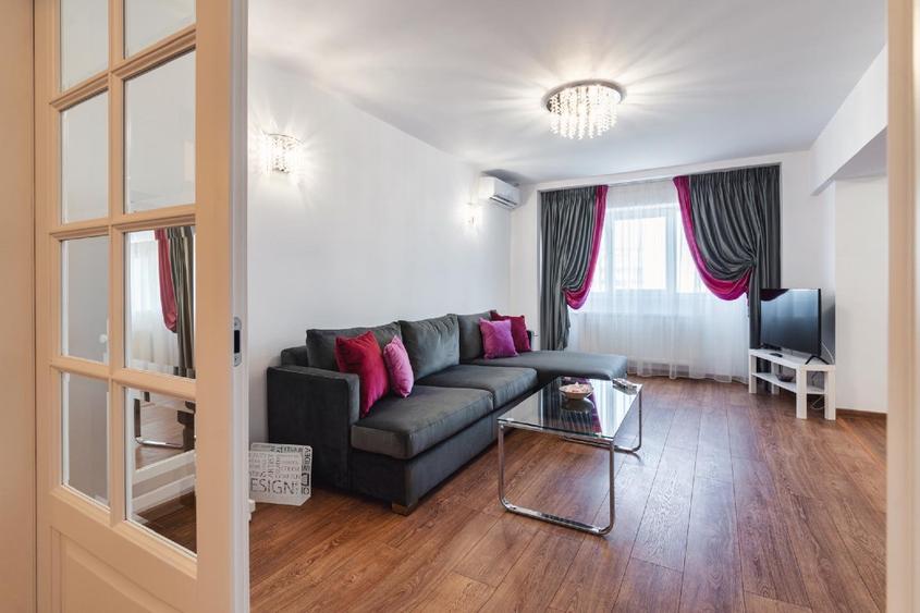 Apartament 3 camere | 90 mp | Direct proprietar | Etaj 10/11 - 1200  €