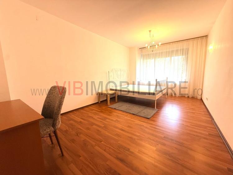 Apartament de închiriat 3 camere Central Park