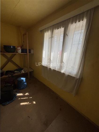 COMUNA CHESA | 2 CASE | TEREN 5.526 MP | DUBLU FRONT | BIHOR - 5