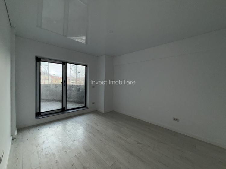 APARTAMENT 3 CAMERE , NICOLINA , DECOMANDAT , ETAJ INTERMEDIAR - 10