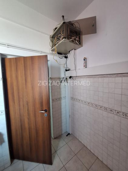 Bd. Mamaia , spatiu IDEAL BIROURI, 43 mp. - 11