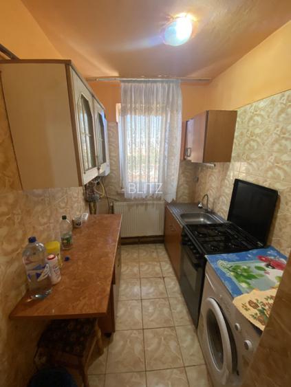 Apartament 3 camere decomandat,etaj 4/4 Bld. Racoteanu, 45 000, Filiasi. - 9