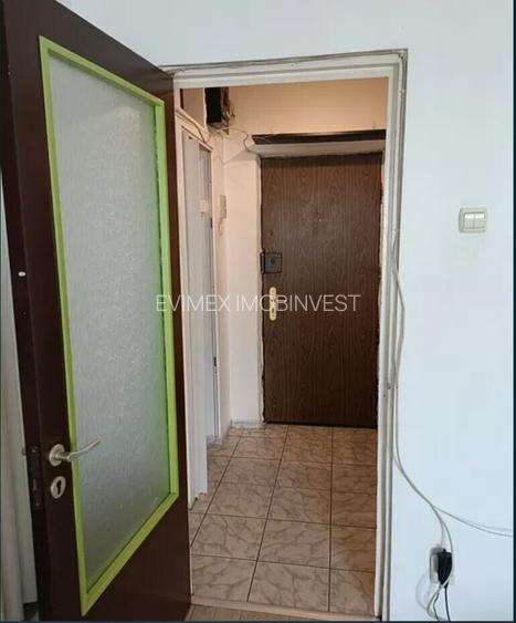 Basarabia - Tina Petre, Bloc mixt- garsoniera - 4