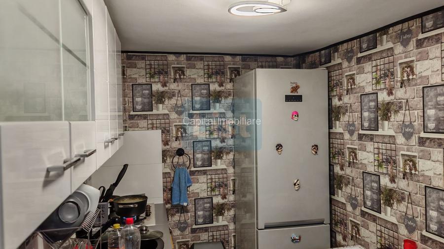 COMISION 0% Casa de vanzare cu mansarda - 2