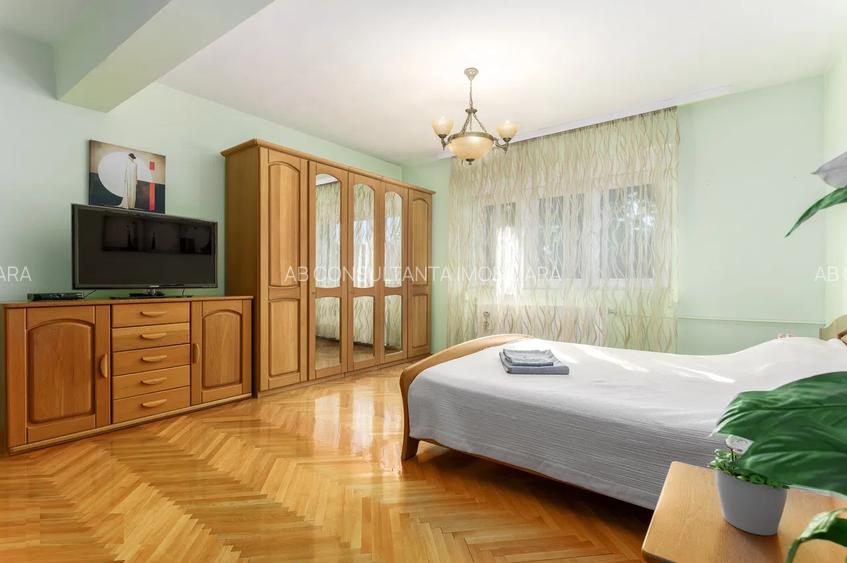 Zona Barbu Vacarescu vila 9 camere - 9