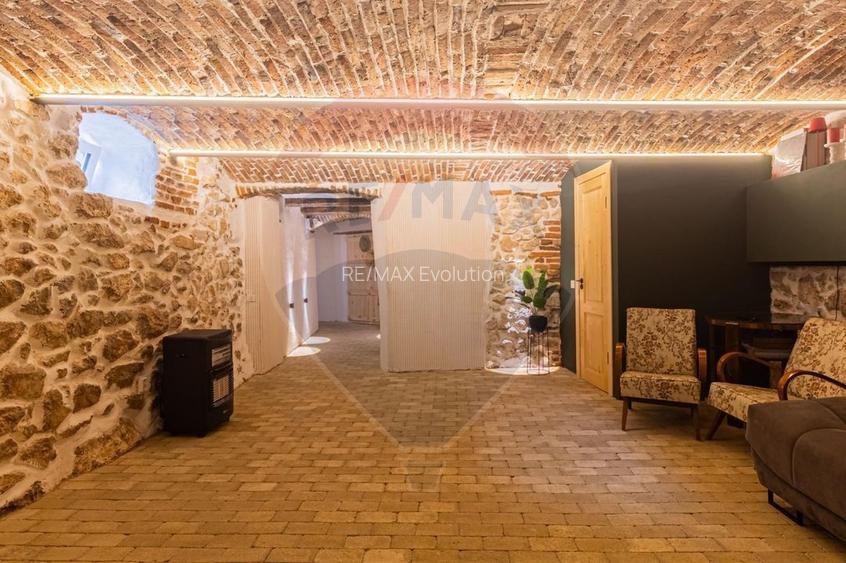 COMISION 0%|Oază de eleganță în Centrul Istoric: Apartament 4 camere!! - 38