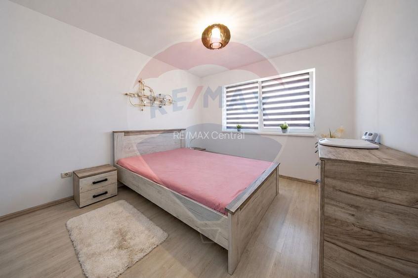 Apartament cu 2 camere de vânzare cu loc de parcare, Subcetate - 5
