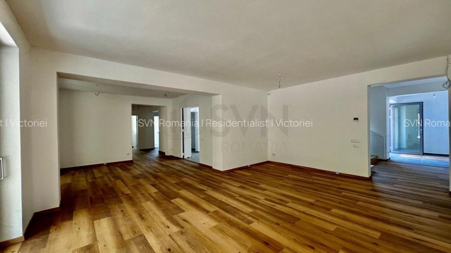 REV2001549 Vila Superba Teren 800 MP - 4