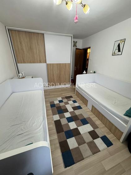 Apartament 2 camere(transformat in 3)decomandat-zona Anda - 3