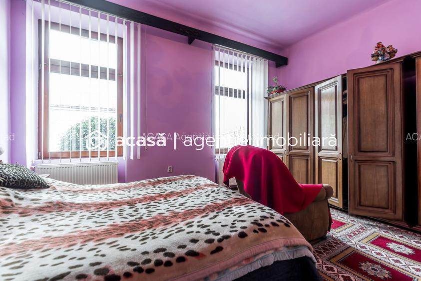 Apartament cu 3 Camere la Casă pe Strada I.L. Caragiale, Arad - 2