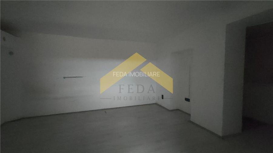 Apartament cu 4 camere de inchiriat zona Podgoria - 13