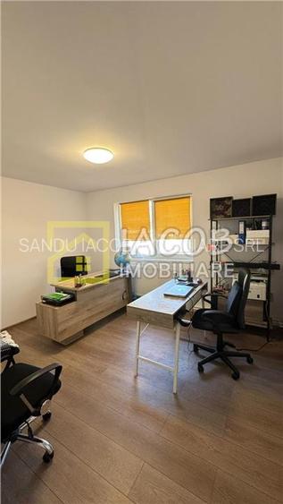 Casa de închiriat, Str. Traian, zona centrala a mun. Bacau - 6