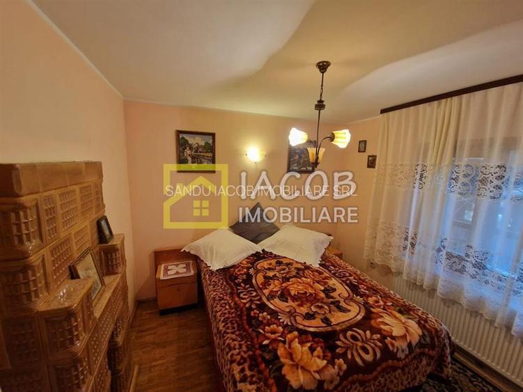 Casa P+1 si 1070 mp teren, loc. Dumbrava - Bacau - 8