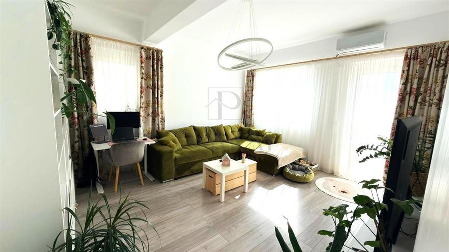 GIROC - 3 CAMERE - 2 BALCOANE - INACLZIRE PARDOSEALA - CLIMA - ETAJ 1 - 2 LOCURI - 7