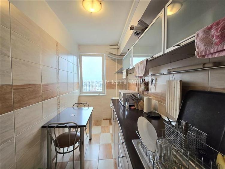 AP.4 CAM.DECOM 2 BAI SECTOR 1 CALEA GRIVITEI METROU GRIVITA - 25