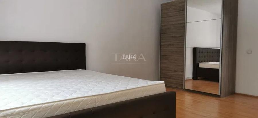 Casă / Vilă cu 4 camere de vânzare în zona Centru - 5