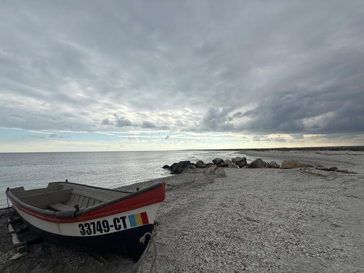 Exclusivitate-Vadu, zona centrala, casa 75mp, teren 1917 mp/31ml deschidere - 21