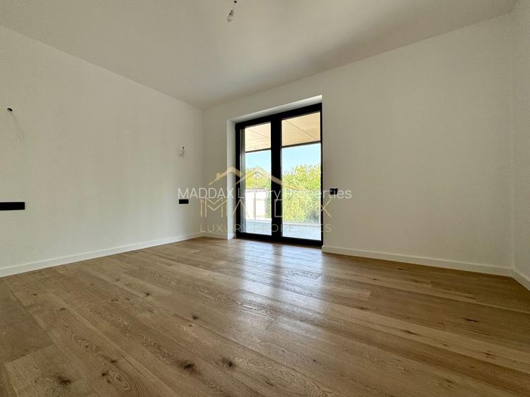 Vila cu 5 camere  *366mp* / Curte privată *315mp* / Pipera - Lake View - 31