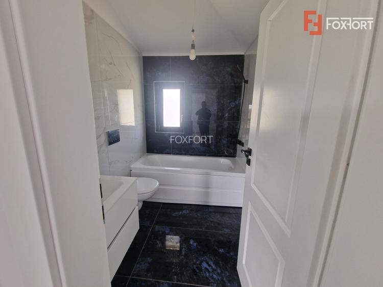 Duplex de vanzare cu 3 camere si teren de 309 mp - Recas - 15