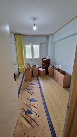 Apartament de 3 camere de vânzare - 7