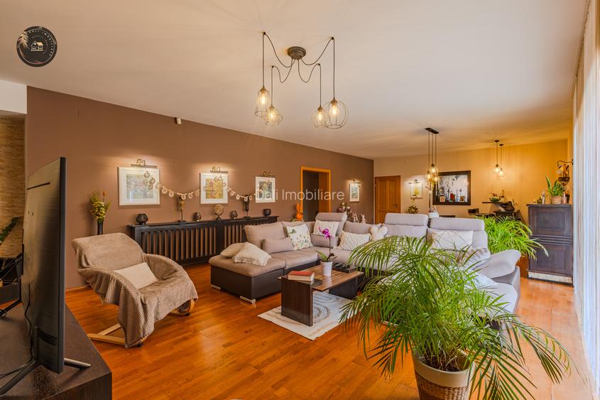 Casă premium de vânzare – Aurel Vlaicu, Brașov, Central - 3