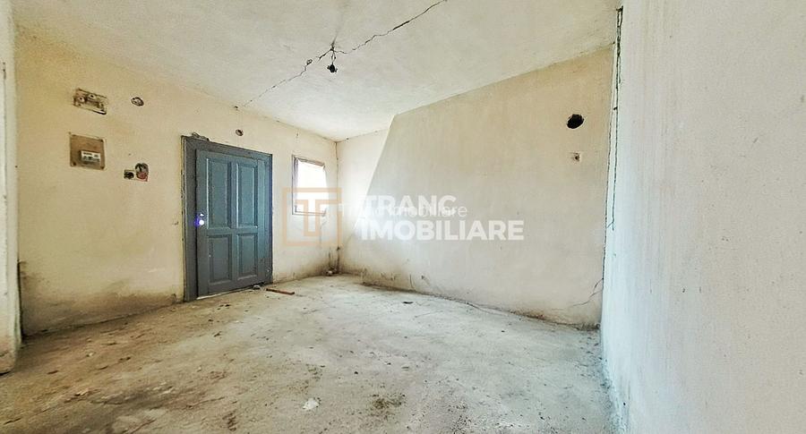 Casă cu potențial, teren generos de 1.440 mp – Secusigiu, Arad - 8