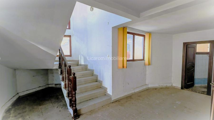 Cladire P+4 Rasnov- Central, IDEAL INVESTITIE. - 2