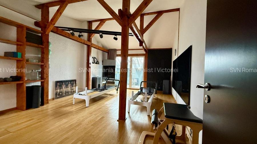 REV2005531 Vla superba Gradina Icoanei - 17