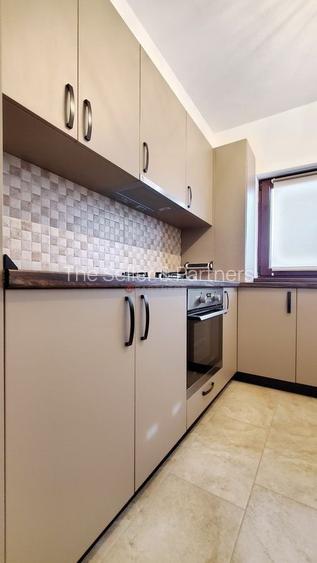 Loc Parcare Inclus - 7