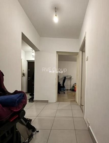 Ap 3 Cam (1977, 70 mp) Dr. Taberei - 1 min. metrou Raul Doamnei - 2