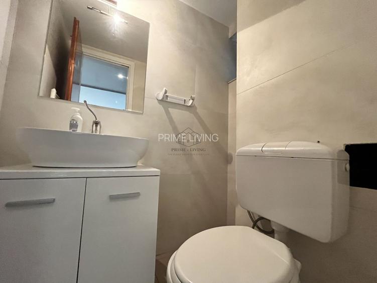 VILA CU 5 CAMERE LA INCHIRIERE PE MALUL LACULUI STRAULESTI - 12