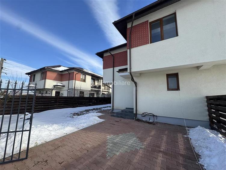 VANZARE VILA CELOFIBREI 4 CAMERE CURTE | TEREN | COMPLEX TOATE UTILITATILE - 17