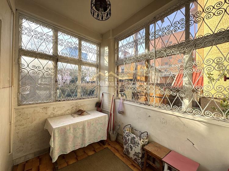 Vila cu 6 camere *310mp*  + Garaj // Primăverii - 41