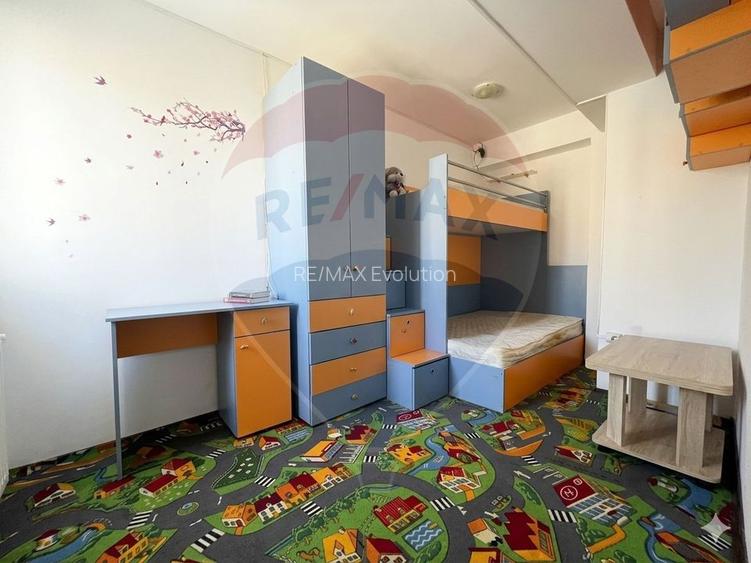 De închiriat: Apartament cu 3 camere in Ghimbav , COMISION 0% - 6