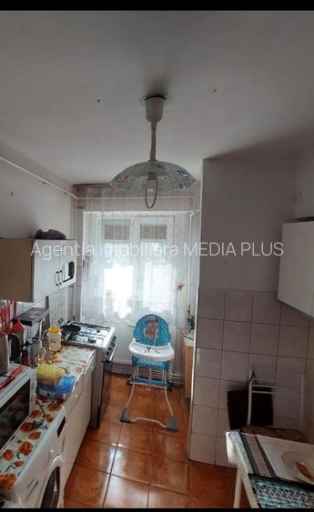 Apartament cu 4 camere decomandat- Micro 17 - 7