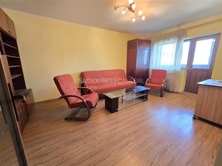 Apartament 2 camere decomandat, zona Gara, Strapungere Silvestru (etaj intermedi - 3