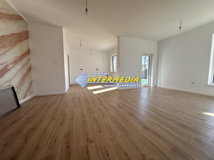 Casa frumoasa pe un nivel finisata lAlba Iulia cu 435 mp Teren oate utilitatiile - 2