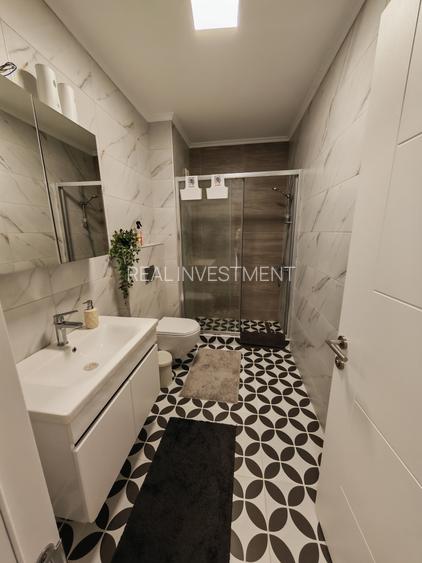 Garsoniera statiune Mamaia zona Cazinou maobilata si utilata - 3