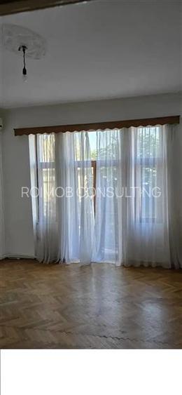 Apartament 3 camere in vila, etajul 1/2, Calea Calarasilor - 3