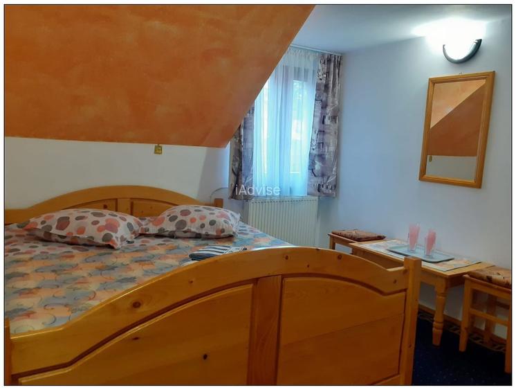 Vila Cu Priveliste Catre Castel De Vanzare In Bran - 5