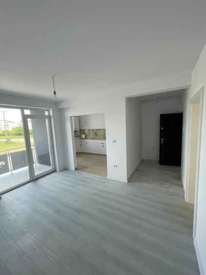 Apartament 3 camere-Loc de parcare INCLUS