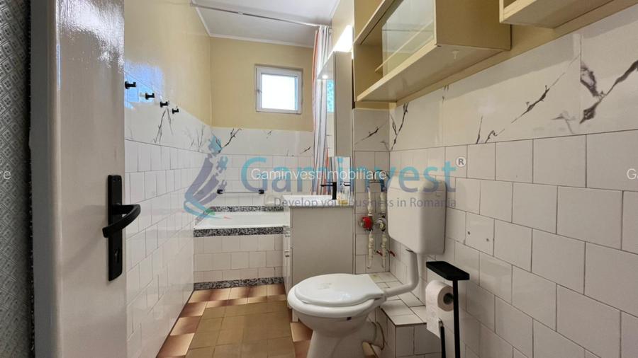 Apartament 3 camere de inchiriat in Oradea, zona Rogerius - 12