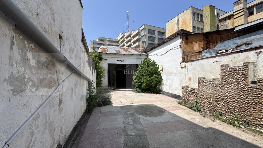 Casa S + P + E, 329 mp, cu spatiu comercial, teren 339 mp, zona Unirii - 7