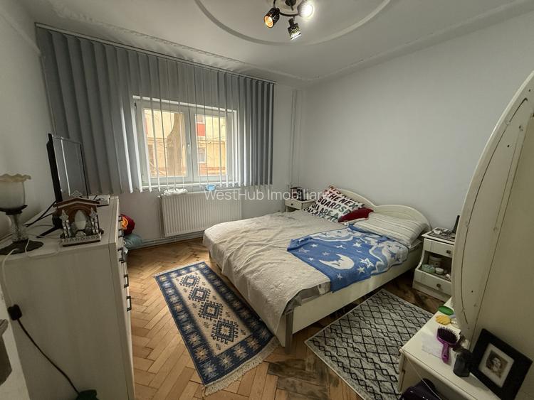 Apartament 3 camere, decomandat, 82 mp, parter - Lipovei - 2