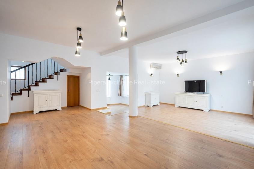 Vilă stradală Iancu Nicolae – 252 mp, ideală birouri/clinică, curte și parcare . - 18