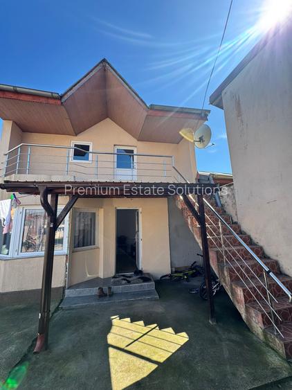 Casa de vanzare in Chiajna - 2 corpuri locuibile + spatiu comercial - 32