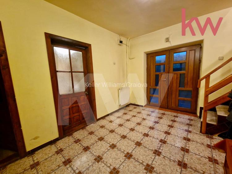 Casa 3 etaje, zona Centrala - 16