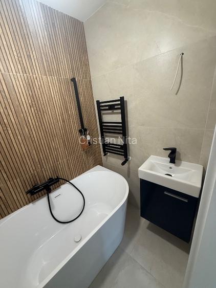 Casă de vânzare - Vitan Bobocica  - 2